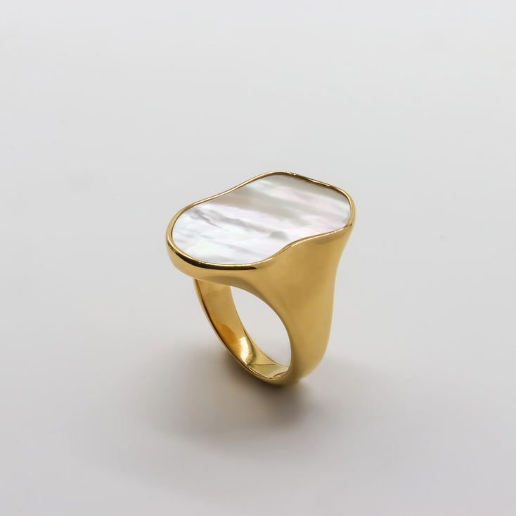Charlotte Ring